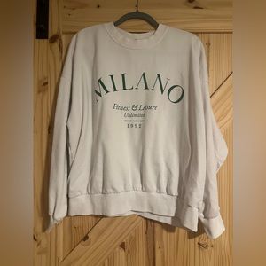 Sweatshirt